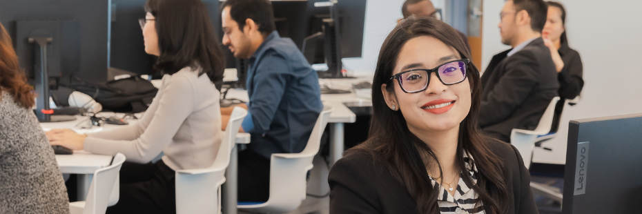 MM student at computer