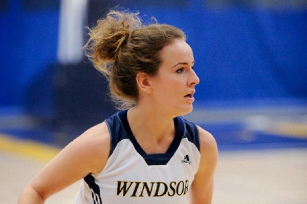 Guard Anna Mullins of the Lancer women’s basketball team