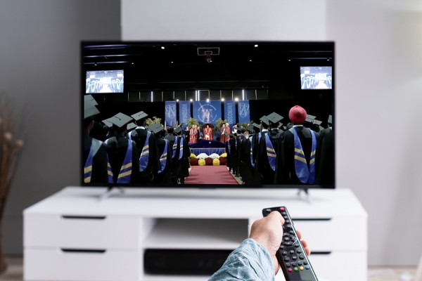 computer screen displaying convocation ceremony