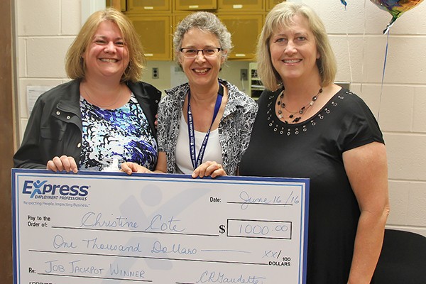 Lisa Dunn, Christine Côté, Colleen Gaudette