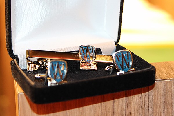 UWindsor tie bar and cufflink set