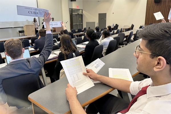 Model UN delegates hold vote