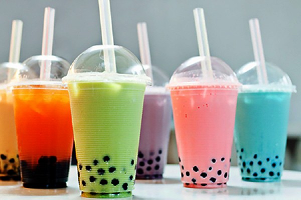 various colours of bubble tea