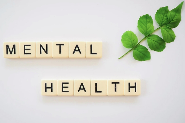 letter tiles spelling &quot;mental health&quot;