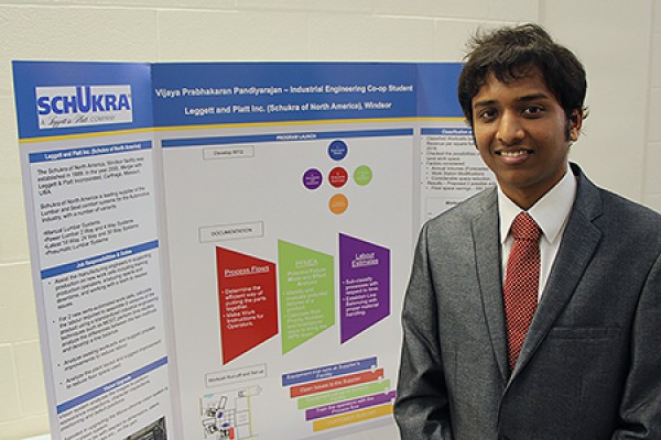 Vijaya Pandiyarajan with his poster presentation