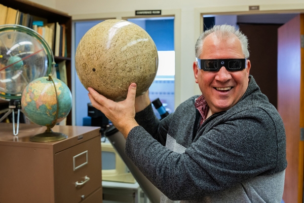 Steve Pellarin with sun-safe glasses