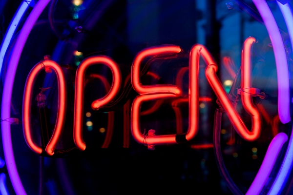 neon sign Open