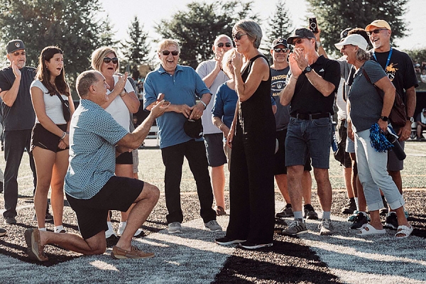 Mike O’Neil proposes to Michele Daignault