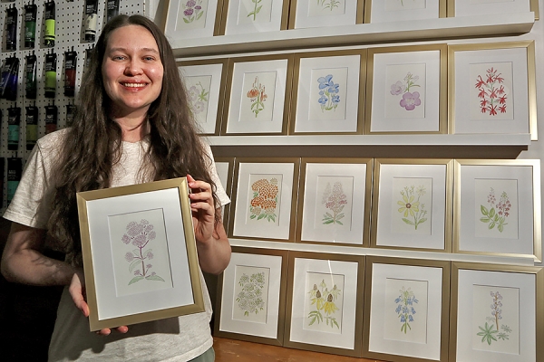 Sarah Smitherman displaying water colours