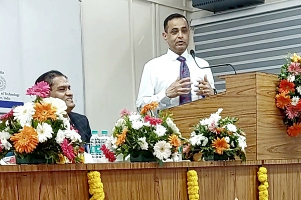 Sreekanta Das at lectern