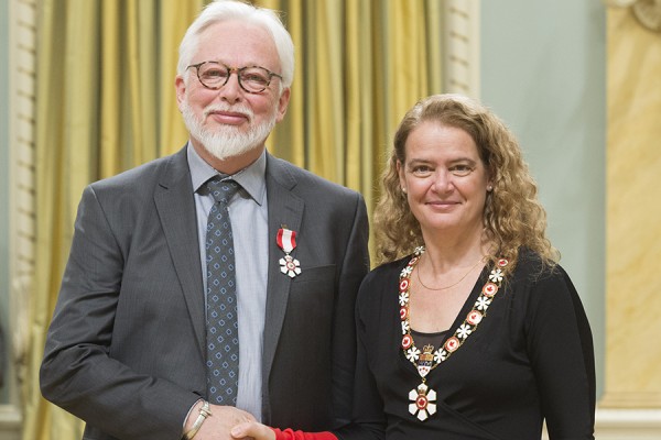 Gordon Smith, Julie Payette