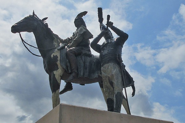 statue in Sandwich depicting Tecumseh and Isaac Brock