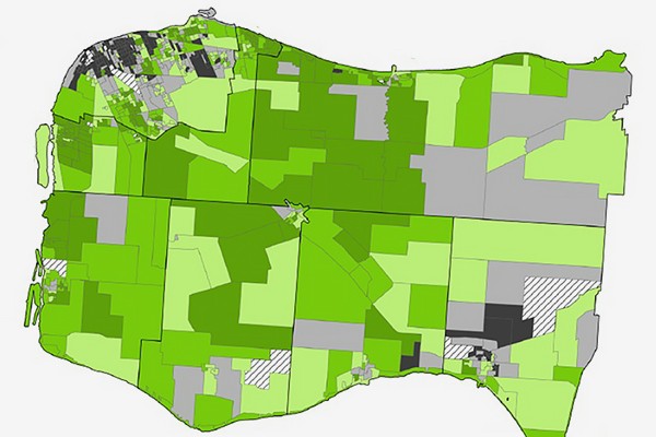 map indicating Windsor-Essex neighbourhoods at risk for poverty