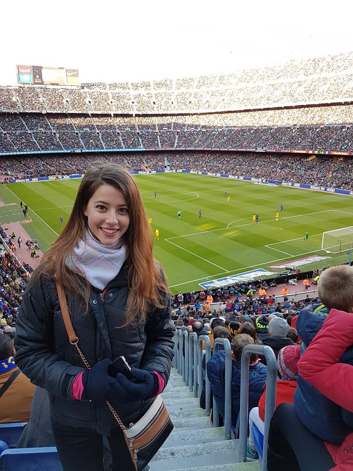 Lara at a Barcelona football match